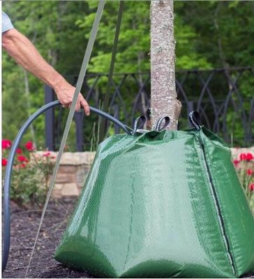 水まきの木袋35ガロンは自己の、Treegatorのウォーター バッグ庭および通りの木のための解放を遅らせる